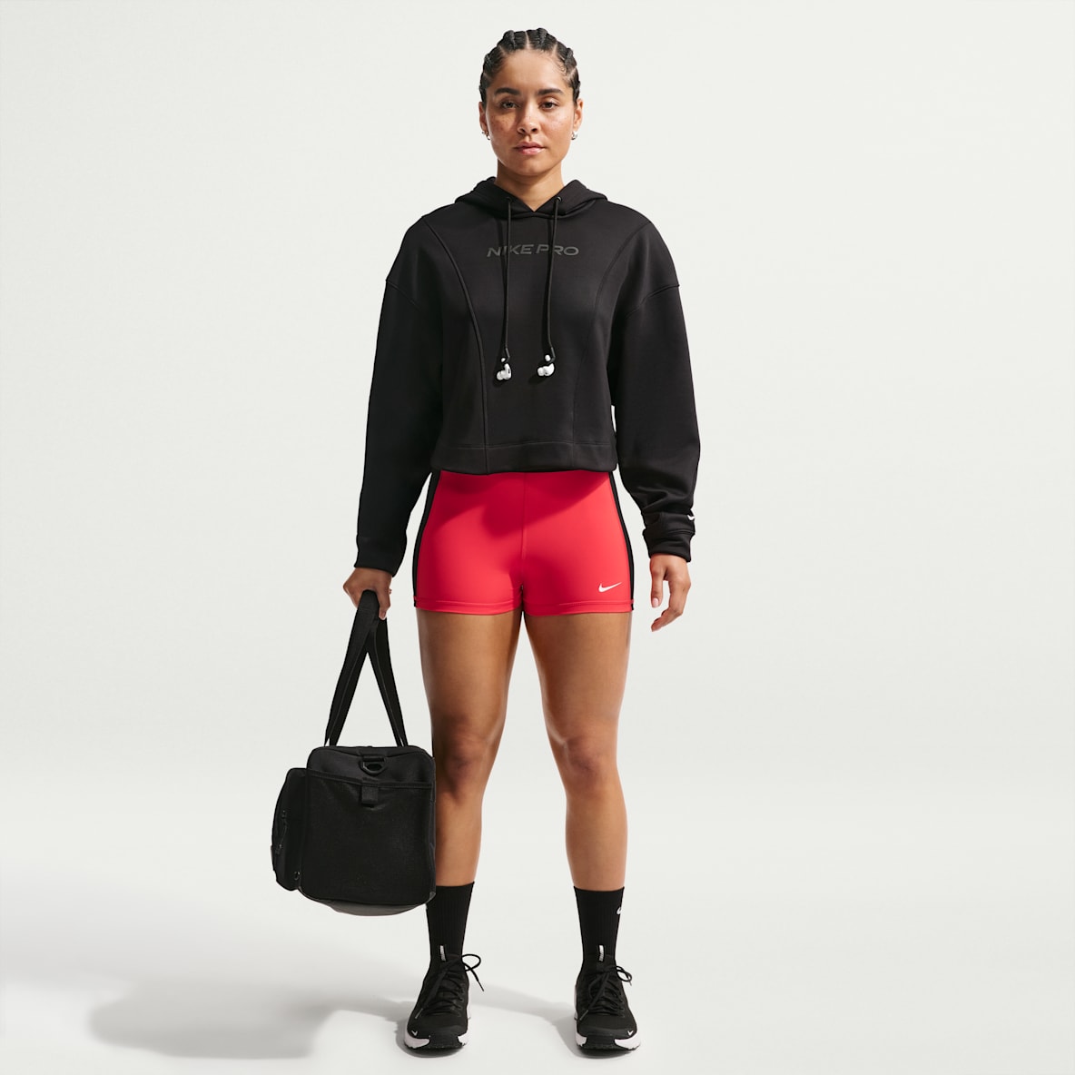 Nike Pro Red. Nike.com